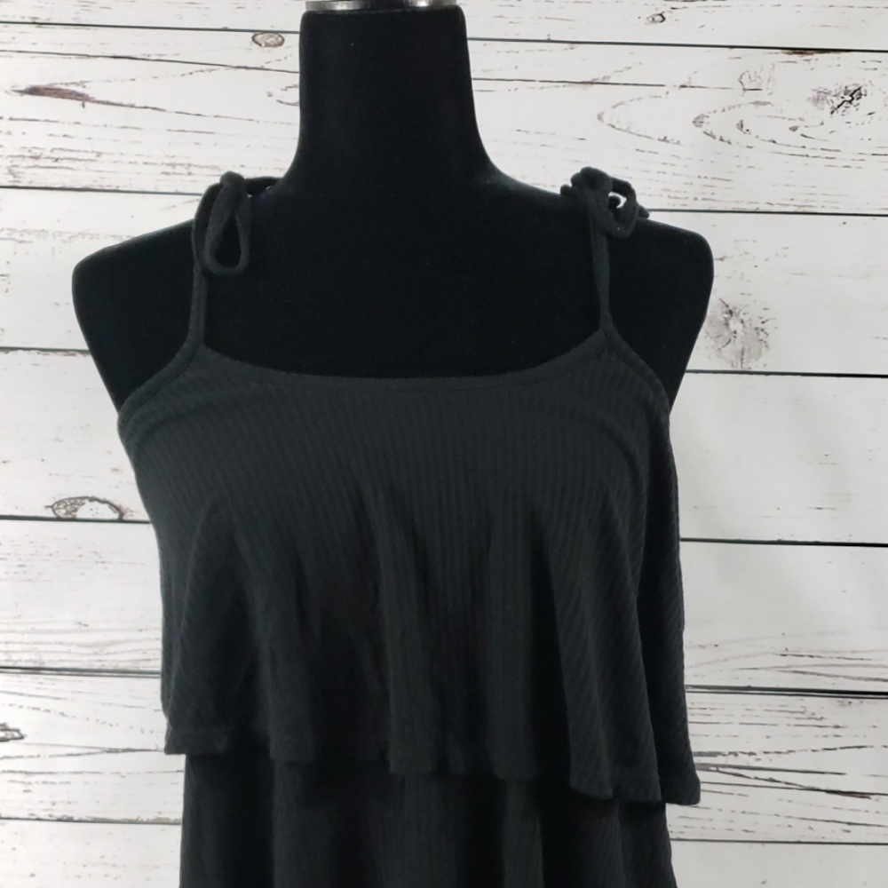 😎Black Ruffle Top Tank Top😎